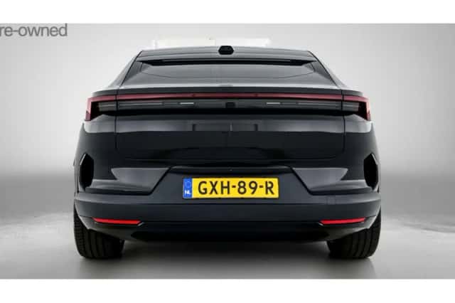 Polestar 4 (2024) thumbnail 3