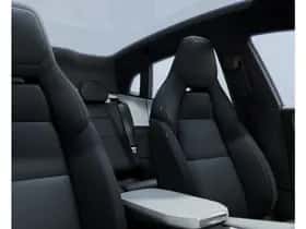 Polestar 4 (2025) thumbnail 4