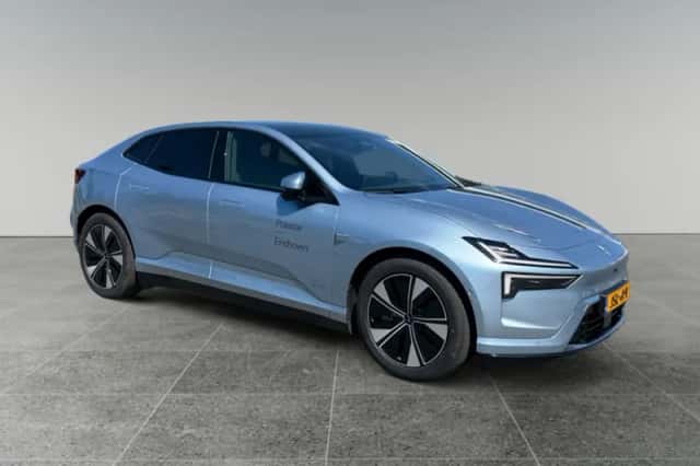 Polestar 4 (2025) thumbnail 2