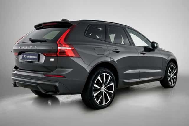 Volvo XC60 (2023) thumbnail 5