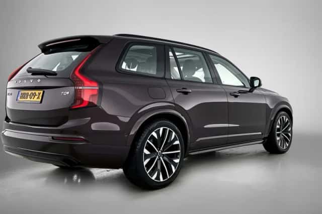 Volvo XC90 (2025) thumbnail 5