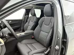 Volvo XC60 (2025) thumbnail 40