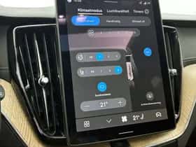 Volvo XC60 (2025) thumbnail 8