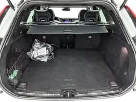 Volvo XC60 (2022) thumbnail 34