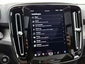 Volvo XC40 (2022) thumbnail 12