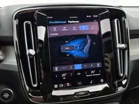 Volvo XC40 (2022) thumbnail 31