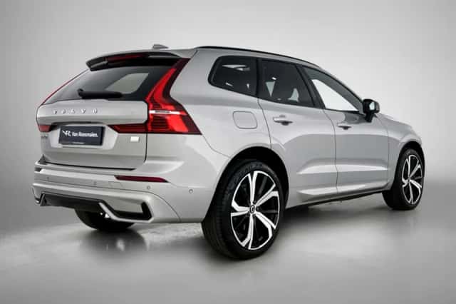 Volvo XC60 (2024) thumbnail 5