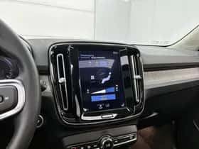 Volvo XC40 (2020) thumbnail 18