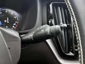 Volvo XC60 (2021) thumbnail 13