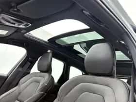 Volvo XC60 (2021) thumbnail 44