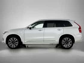 Volvo XC90 (2022) thumbnail 3
