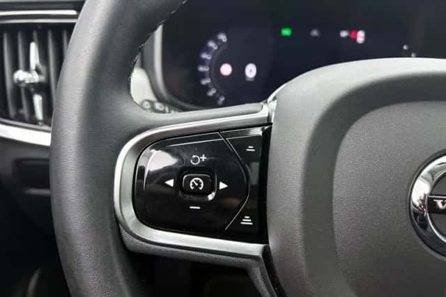 Volvo V90 (2022) thumbnail 6