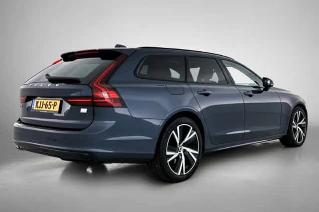 Volvo V90 (2023) thumbnail 5