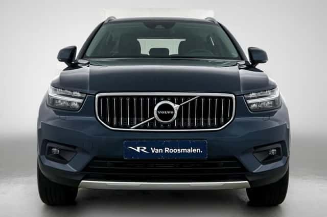 Volvo XC40 (2022) thumbnail 5