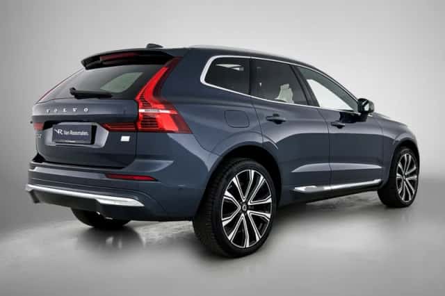 Volvo XC60 (2024) thumbnail 5