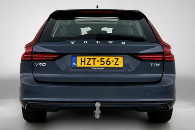 Volvo V90 (2025) thumbnail 3
