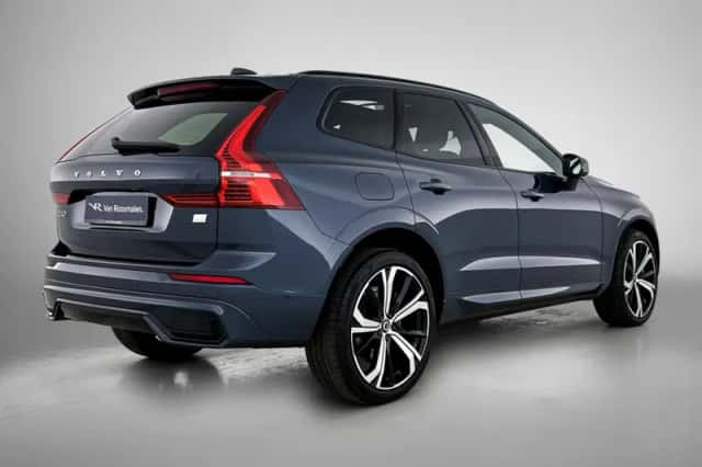 Volvo XC60 (2024) thumbnail 4