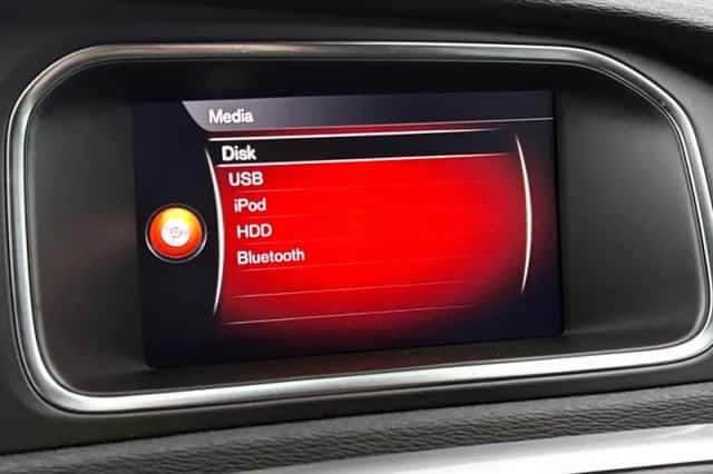 Volvo V40 (2017) thumbnail 6