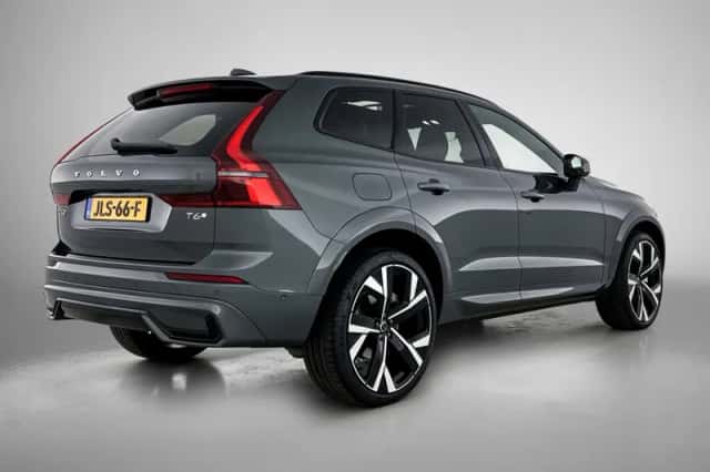Volvo XC60 (2025) thumbnail 4