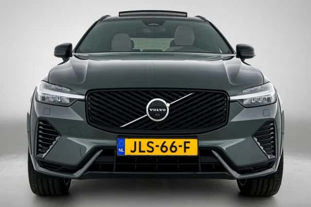Volvo XC60 (2025) thumbnail 5