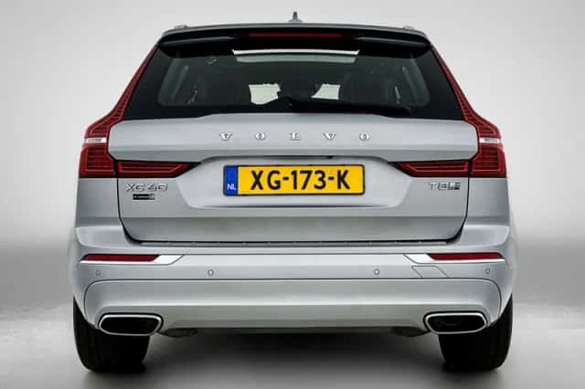 Volvo XC60 (2019) thumbnail 3