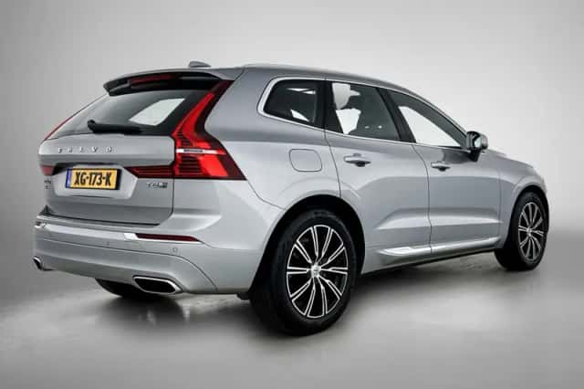 Volvo XC60 (2019) thumbnail 4