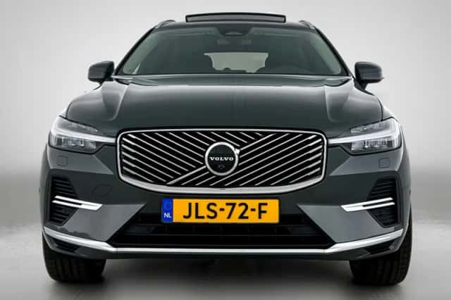 Volvo XC60 (2025) thumbnail 5