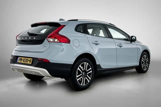 Volvo V40 (2017) thumbnail 4