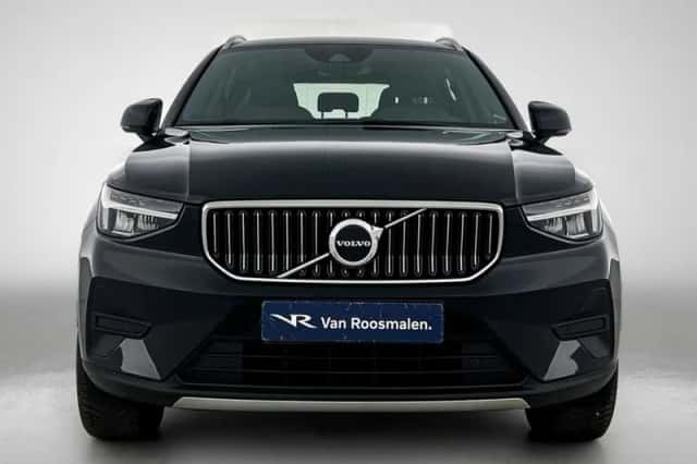 Volvo XC40 (2022) thumbnail 5