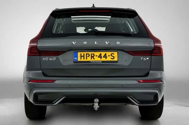 Volvo XC60 (2025) thumbnail 3