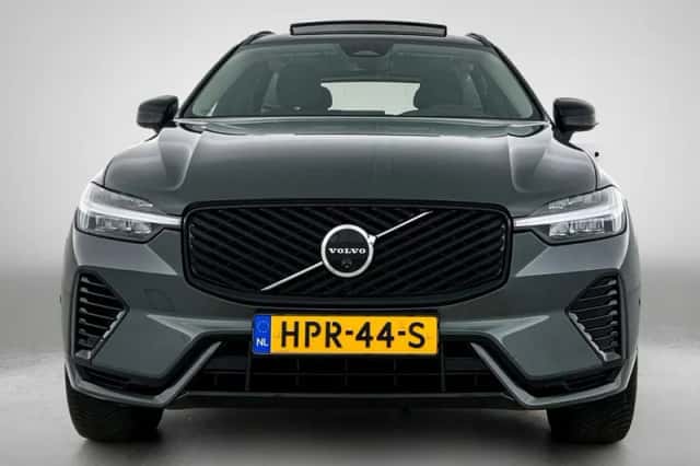 Volvo XC60 (2025) thumbnail 5