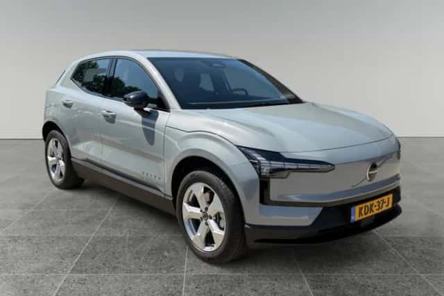 Volvo EX30 (2026) thumbnail 2