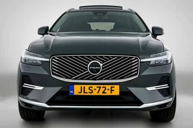 Volvo XC60 (2025) thumbnail 5