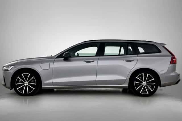 Volvo V60 (2025) thumbnail 2