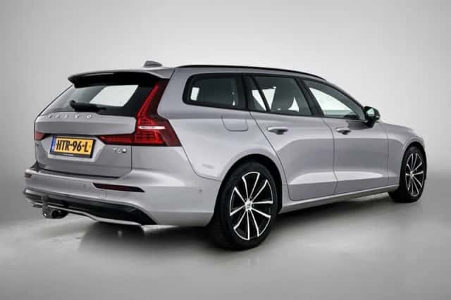 Volvo V60 (2025) thumbnail 4