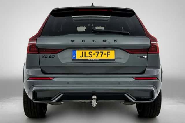 Volvo XC60 (2025) thumbnail 2