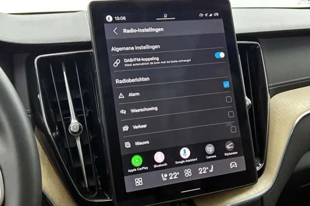 Volvo XC60 (2025) thumbnail 4