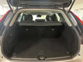 Volvo XC60 (2019) thumbnail 18
