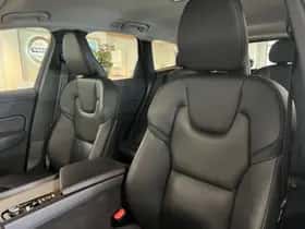 Volvo XC60 (2019) thumbnail 22