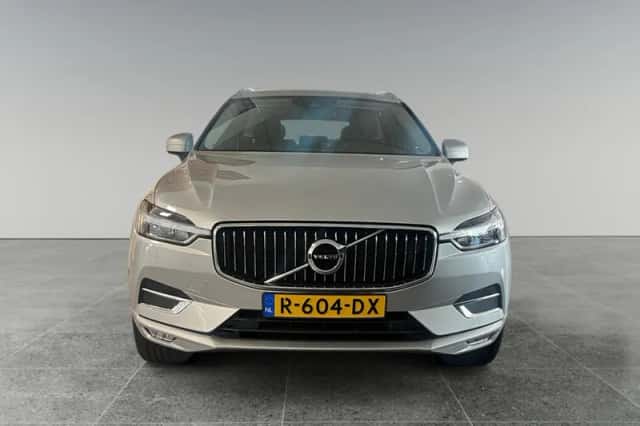 Volvo XC60 (2019) thumbnail 4