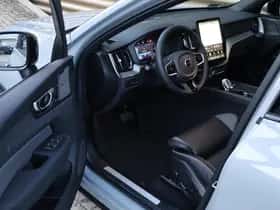 Volvo XC60 (2025) thumbnail 21