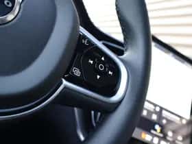Volvo XC60 (2025) thumbnail 39