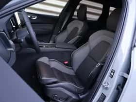 Volvo XC60 (2025) thumbnail 9