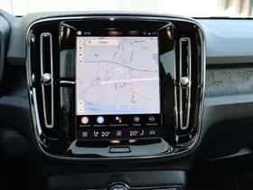 Volvo EX40 (2025) thumbnail 13