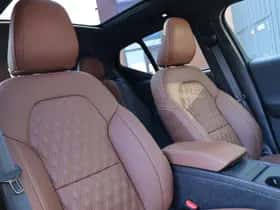 Volvo EX40 (2025) thumbnail 14