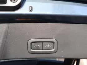 Volvo EX40 (2025) thumbnail 22