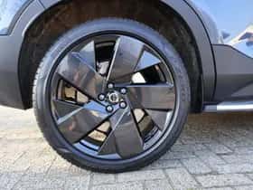Volvo EX40 (2025) thumbnail 23