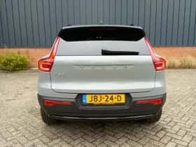 Volvo EX40 (2025) thumbnail 6