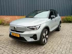 Volvo EX40 (2025) thumbnail 9