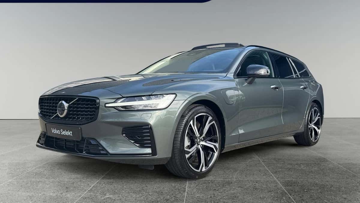 Volvo V60 (2025) — foto 1